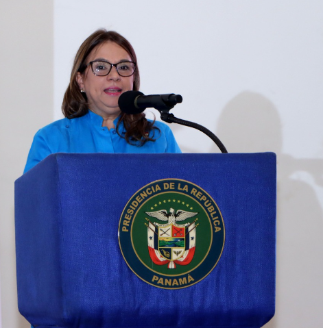 ML | La ministra de Educación Maruja Gorday de Villalobos.