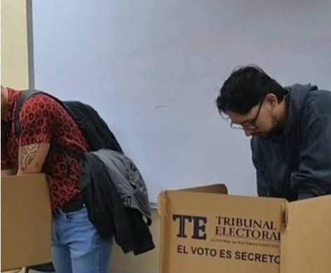 Navarro propone sacar a la UNACHI de la crisis