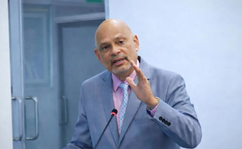 ML | El abogado y diputado Ernesto Cedeño.