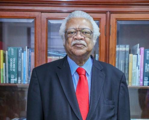 $!Harley J. Mitchell: El exdecano de la Facultad de Derecho y Ciencias Políticas de la Universidad Santa María La Antigua (Usma) es autor de las obras “Nueva filosofía del derecho”, “El Homo Sapiens – De La Curiosidad a la Civilización Tecnológica” y “Perfiles de liderazgo”.