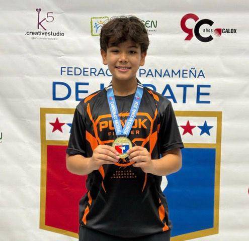Felipe Sepe: Campeón nacional en karate, de la categoría Cadete