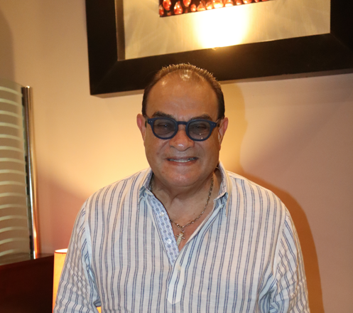 J. Andrade | El cantautor y músico puertorriqueño Tony Vega.