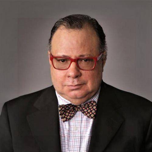 Dr. Boutin propone cambios y aspira al decanato de la Facultad de Derecho