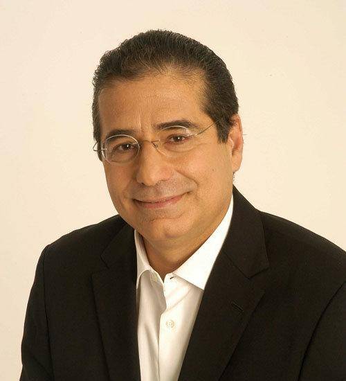 $!Ramón Fonseca Mora: Ha obtenido el Premio Ricardo Miró en dos ocasiones por las novelas “La danza de las mariposas” (1994) y “Soñar con la ciudad” (1998). “Ojitos de Ángel”, es su libro superventas en Panamá, Perú y Venezuela.