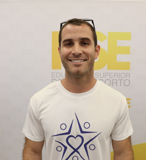 Jóvenes de la Zona Este brillan en los 10 años de TalenPro