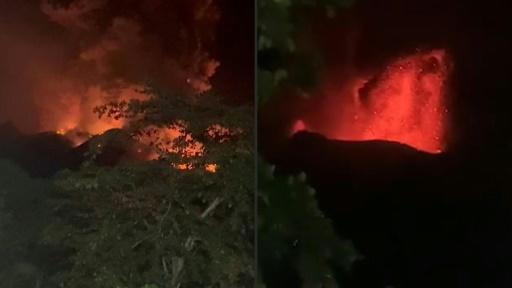 Miles de evacuados por la erupción de un volcán en Indonesia