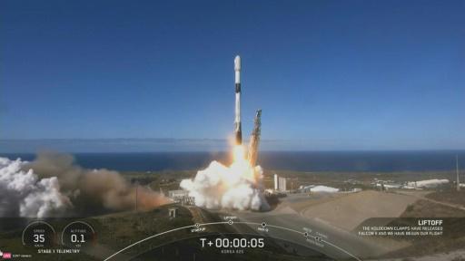 Corea del Sur confirma que su primer satélite espía alcanzó su órbita