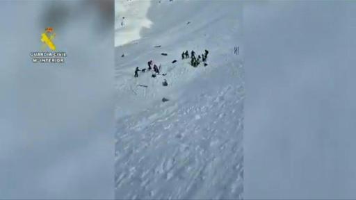 Tres personas fallecidas y una herida tras un alud en los Pirineos en España