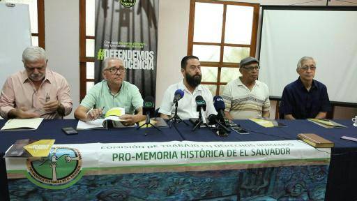 ONG salvadoreñas denuncian el uso del régimen de excepción contra los críticos de Bukele