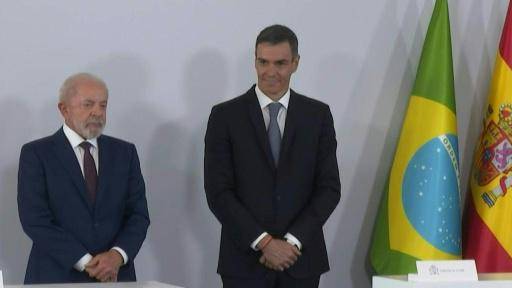 Lula alerta de que cuando la democracia retrocede, aparece un Hitler