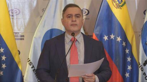 Renuncia el fiscal general de Venezuela, señalado de servir a Maduro