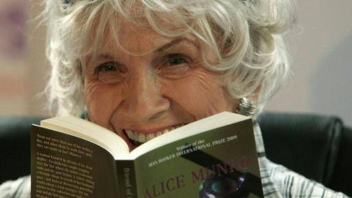 Fallece a los 92 años la canadiense Alice Munro, premio Nobel de literatura