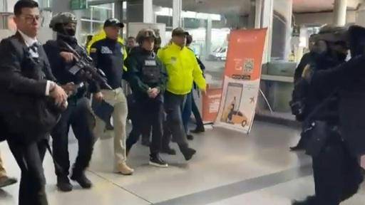 Colombia y Ecuador se reúnen para desescalar la crisis por un presunto bombardeo