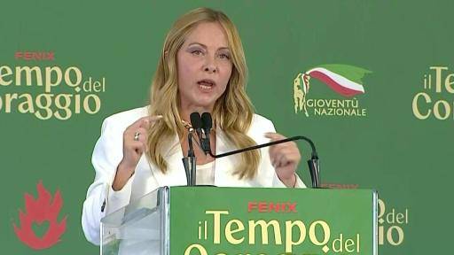 Italia quiere prohibir el burka en las escuelas, afirma Meloni