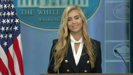 Dimite la portavoz de la Casa Blanca una semana después de su nombramiento por Trump