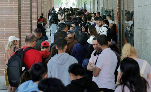 España nacionalizó al mayor número de extranjeros en más de una década