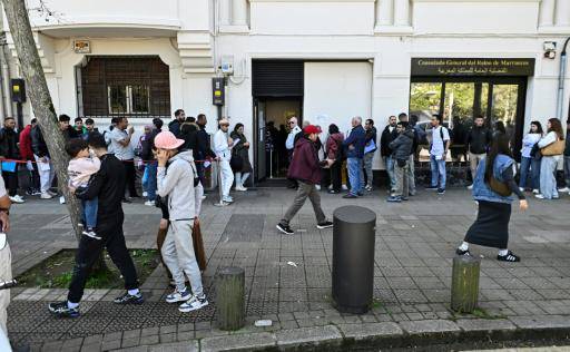 La hora de la esperanza... y la burocracia para los inmigrantes irregulares en España