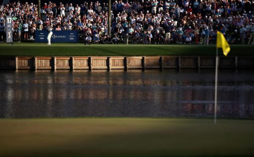 El sueco Ludvig Åberg juega en el hoyo 17 durante la tercera ronda del torneo The Players Championship, en Ponte Vedra Beach (Florida, EEUU), el 14 de marzo de 2026