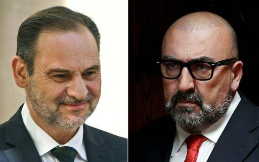 Una combinación de imágenes tomadas en Madrid del exministro de Transporte español José Luis Ábalos y de su exasesor Koldo García, el 15 de octubre de 2025 y del 22 de abril de 2024, respectivamente