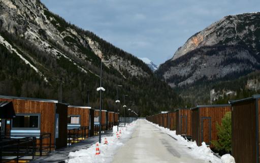 Una villa olímpica provisional con 377 casas móviles a los pies de las Dolomitas