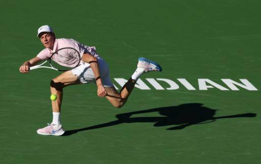 Sinner sigue firme en Indian Wells; Sabalenka y Osaka se citan a duelo