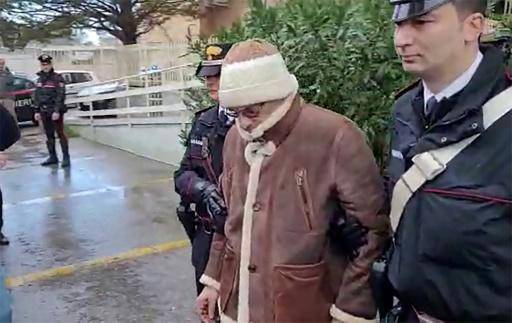 El jefe de la mafia siciliana Messina Denaro está en coma