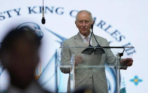 Al inicio de su visita al Caribe, Carlos III reconoce los sufrimientos del pasado