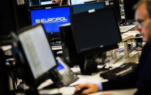 Más de 6.500 detenciones en el crimen organizado tras la infiltración de la red EncroChat, anuncia Europol