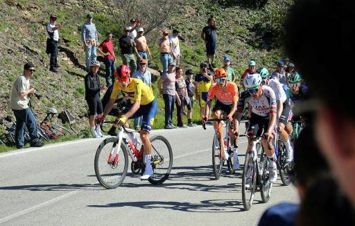 Juan Ayuso gana la última etapa y la general de la Vuelta al Algarve