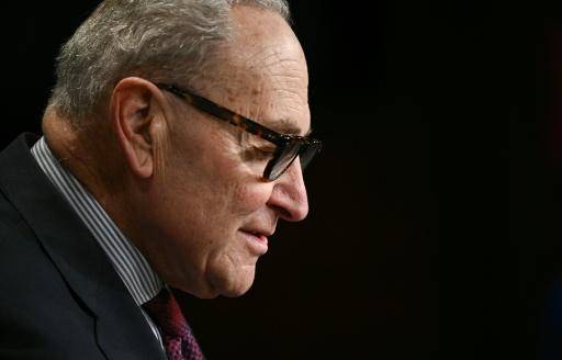 Chuck Schumer, líder de la minoría demócrata en el Senado de Estados Unidos, ofrece una rueda de prensa en Washington el 12 de febrero de 2026