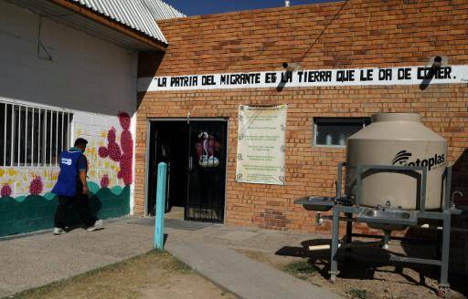 Desilusionados, migrantes piden a Trump que no les cierre las puertas