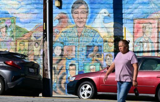 Un mural de César Chávez, el símbolo de la lucha campesina en Estados Unidos, en el vecindario de Boyle Heights, en Los Ángeles
