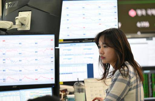 Las acciones de Corea del Sur y Japón lideraron las caídas en los mercados asiáticos, siguiendo la estela de la ola de ventas en Wall Street