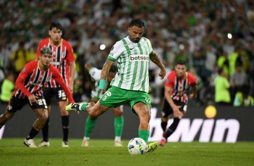 Peñarol saca ventaja en un arranque de octavos de Libertadores favorable a los visitantes