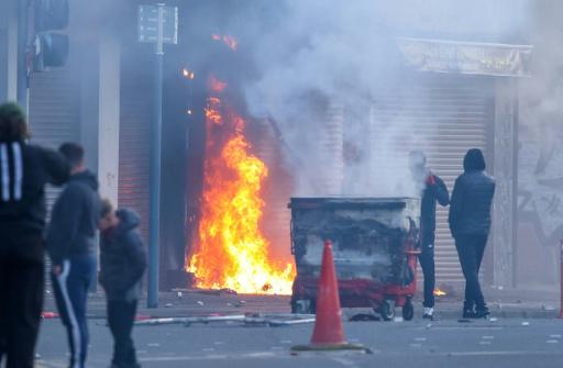 Sospechoso del ataque de Belfast comparece ante un juez después de disturbios antiinmigrantes
