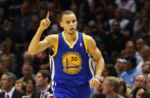 La jugada al estilo Curry que cambió los playoffs de los Knicks