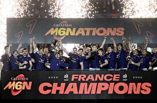 Francia gana el Seis Naciones de rugby tras vencer 35-16 a Escocia