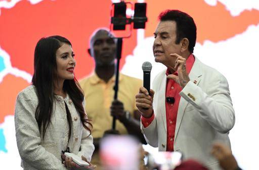 El candidato favorito de Trump encabeza las presidenciales de Honduras