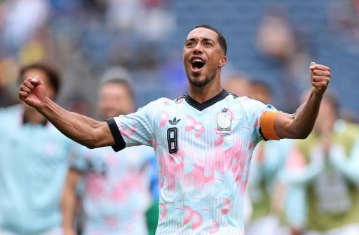 Bélgica pasa a octavos tras ganar 3-2 a Senegal con un penal en la prórroga