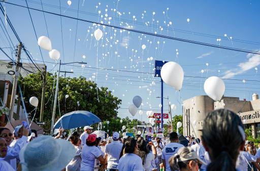 Harta de vivir con miedo por guerra intestina de cártel mexicano, Sinaloa pide paz