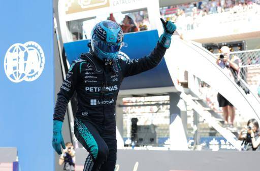 George Russell celebra la conquista de la pole position del Gran Premio de Cataluña de F1 tras ganar la sesión de clasificación. En el circuito de Montmeló (Barcelona), el 13 de junio de 2026