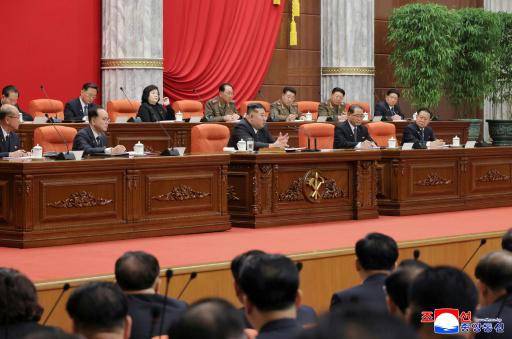 Kim promete erradicar el mal al cierre de una importante reunión en Corea del Norte