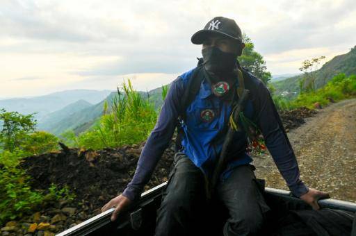 Elecciones bajo fuego: la campaña de un candidato en Colombia amenazada por la violencia