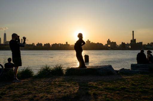 La población en EEUU crece solo por los migrantes, algo nunca visto desde 1850