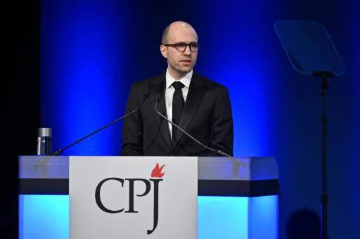 Más de 300 periodistas encarcelados en el mundo para finales de 2025, según el CPJ