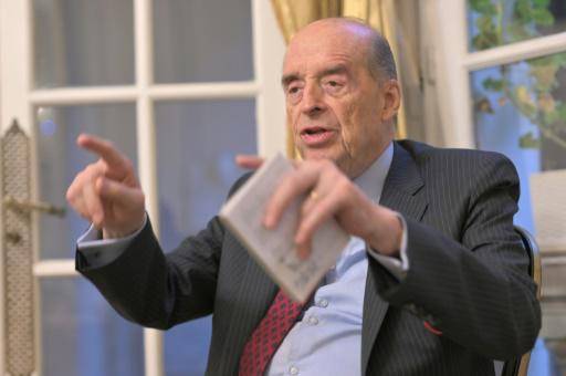 El canciller colombiano se aparta de su cargo tras la suspensión dictada por la Procuraduría