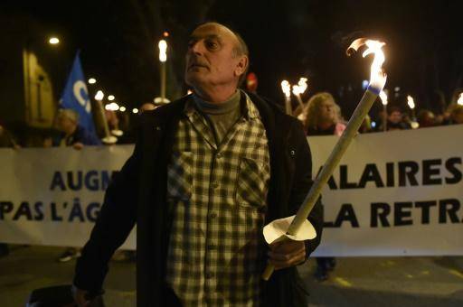 La huelga contra la reforma de las pensiones en Francia pone a prueba a Macron