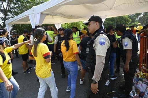 El fútbol se blinda ante la violencia del narco en Guayaquil