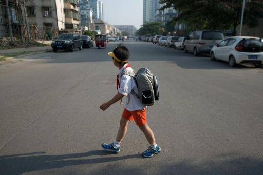 Familias chinas añoran a los niños que les fueron arrebatados en la era del hijo único