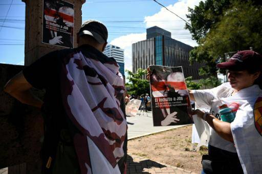 Trump abrió los ojos a mucha gente en Honduras, dice el expresidente Hernández